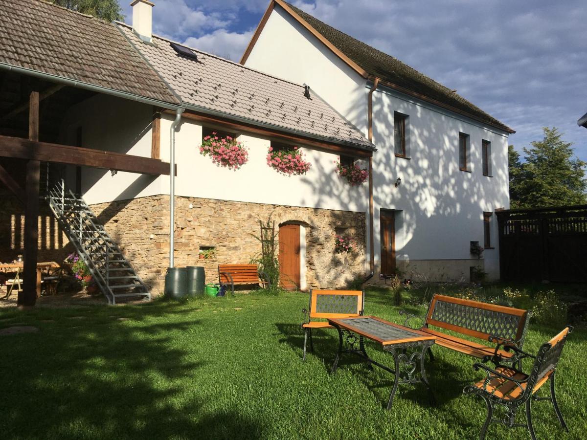 Apartman Na Vrsku Klenovice  Exterior photo