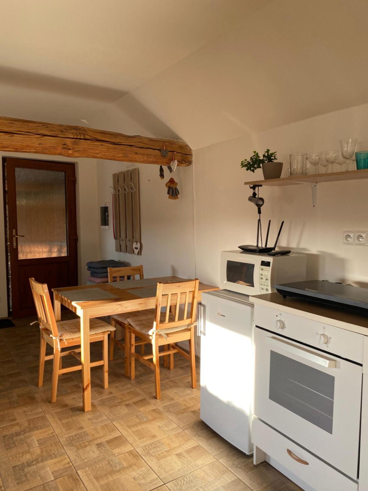 Apartman Na Vrsku Klenovice  Exterior photo