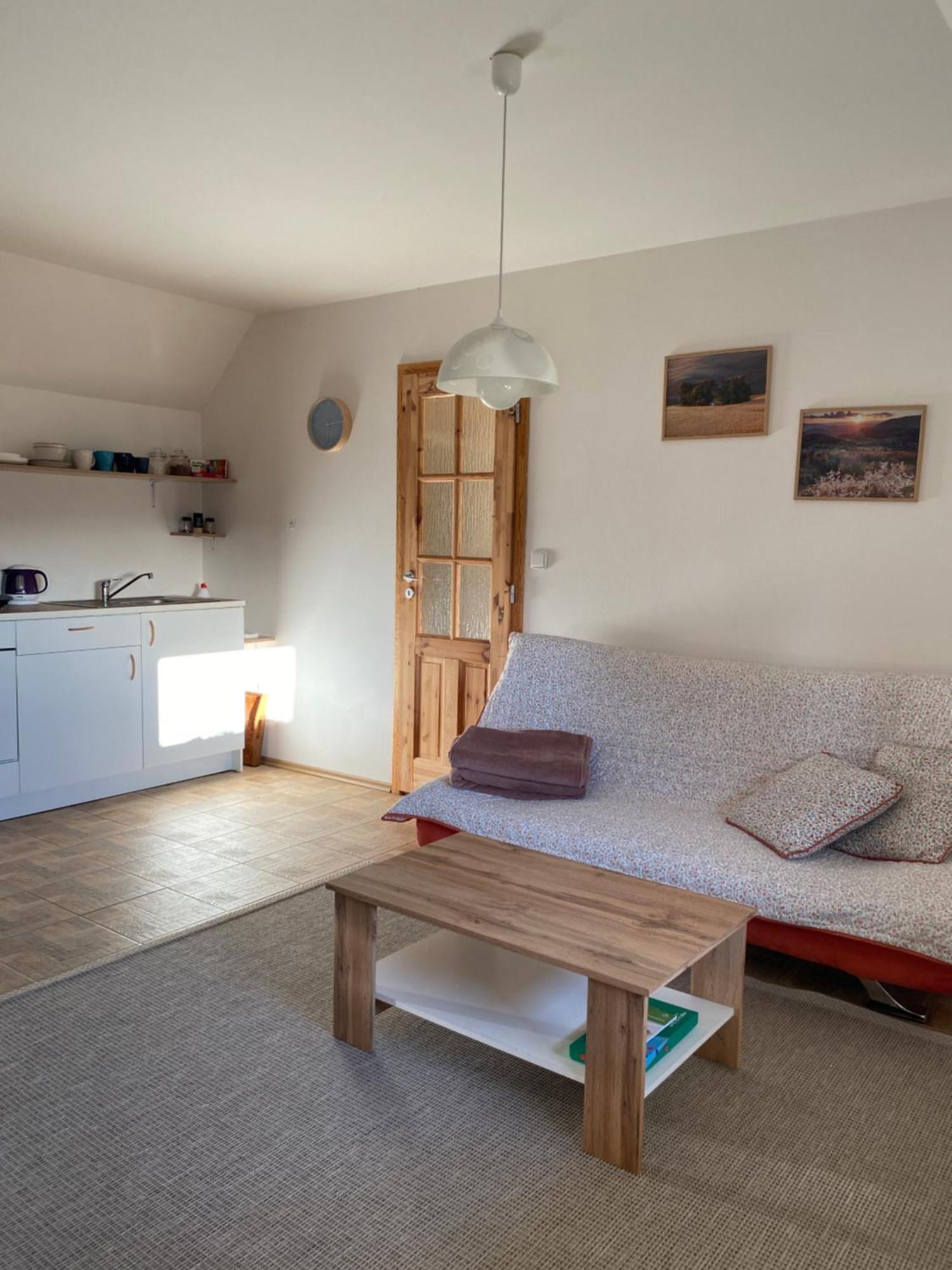 Apartman Na Vrsku Klenovice  Exterior photo