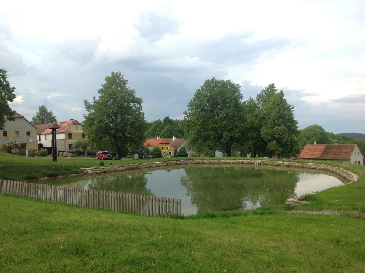 Apartman Na Vrsku Klenovice  Exterior photo